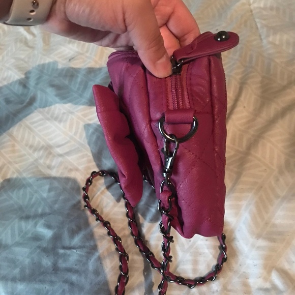 🆑 2/$5 | 🎉 Bow Crossbody 🎁 - Picture 7 of 11